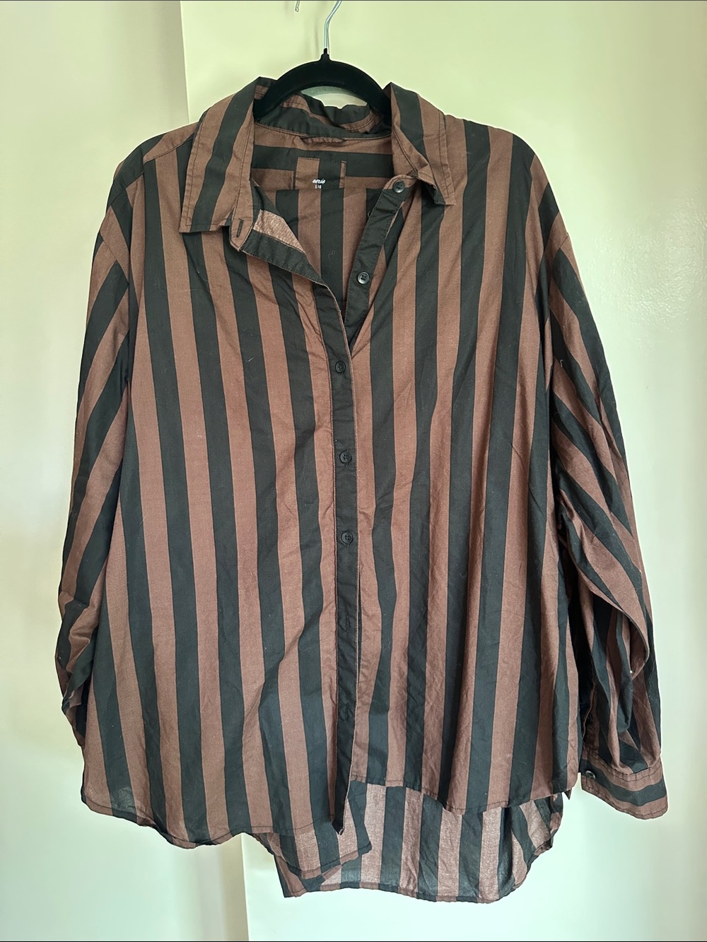 Aerie good day button down shirt